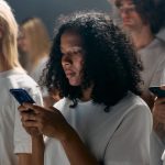 Giovani e futuro: come la nuova generazione affronta il caro bollette